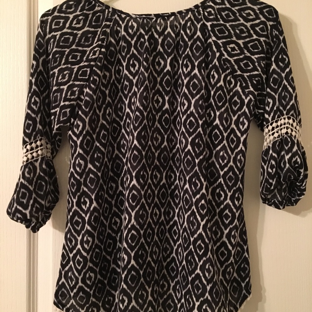 Patterned Shirt - Picture 2 of 4
